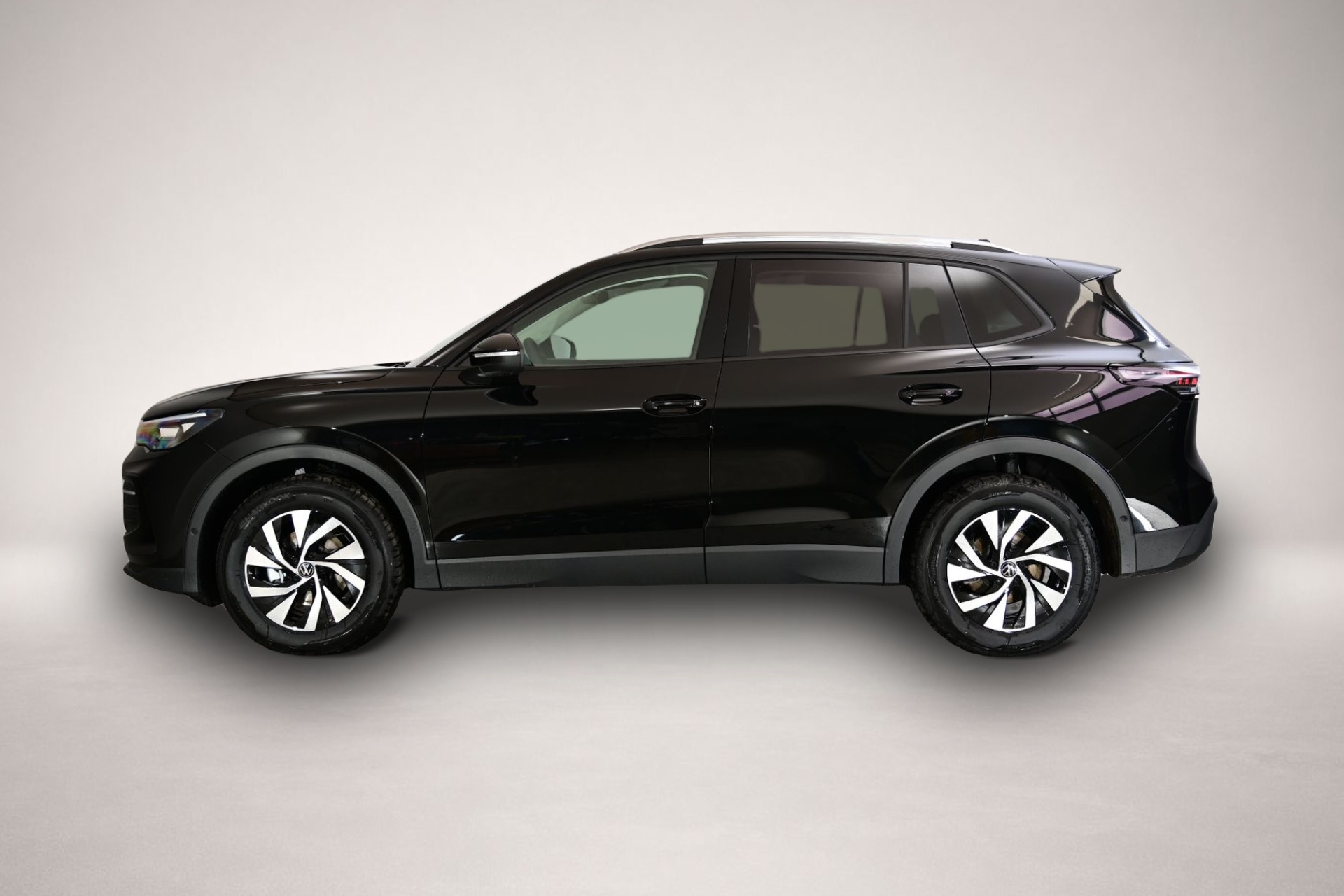 Volkswagen Tiguan (03/2026, Benzin)