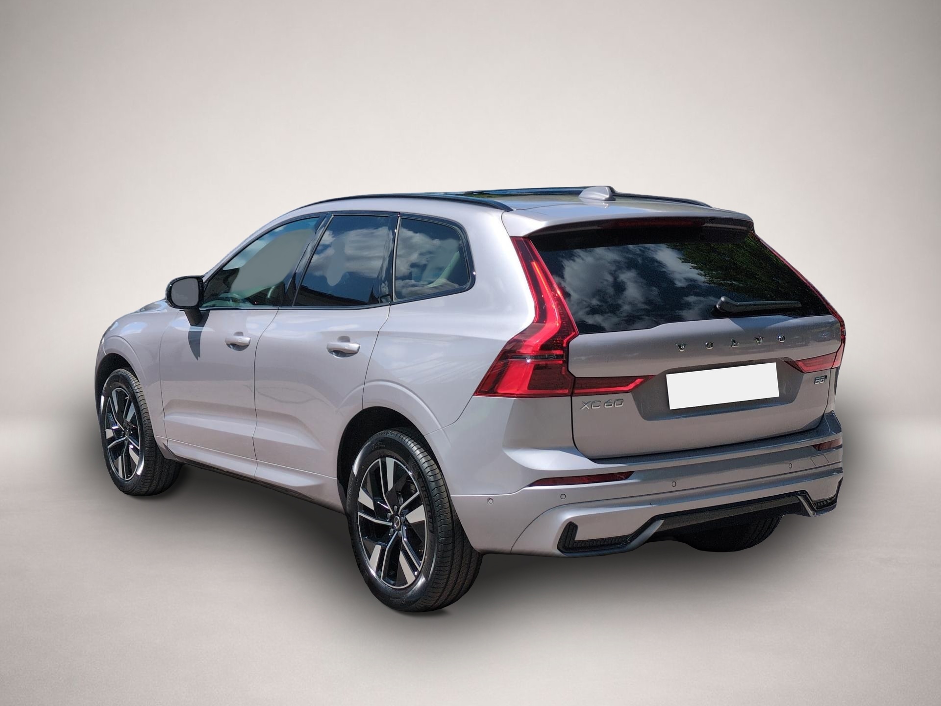 Volvo XC60 (11/2025, Benzin)