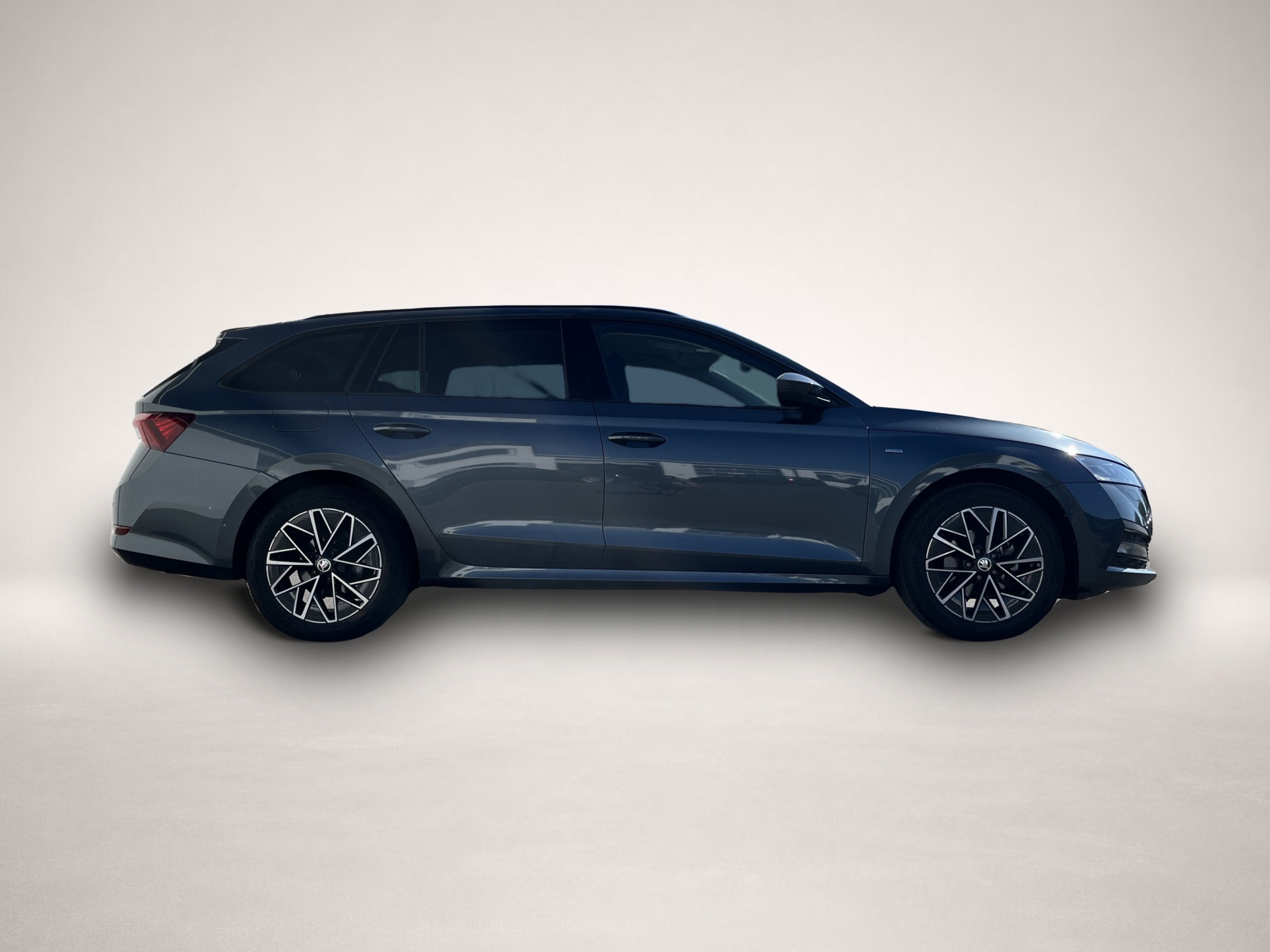 Skoda Octavia (04/2022, Benzin)