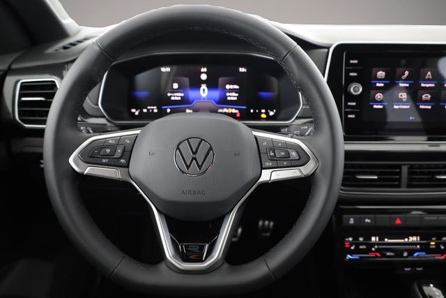 Volkswagen T-Cross (05/2026, Benzin)