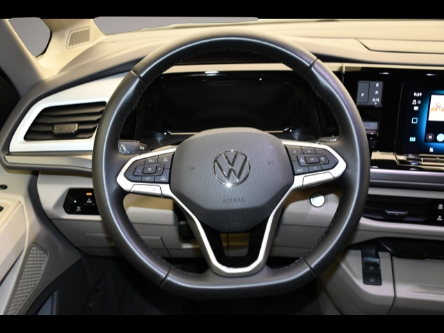 Volkswagen T7 Multivan (08/2024, Diesel)