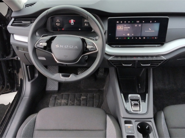 Skoda Octavia (05/2025, Benzin)