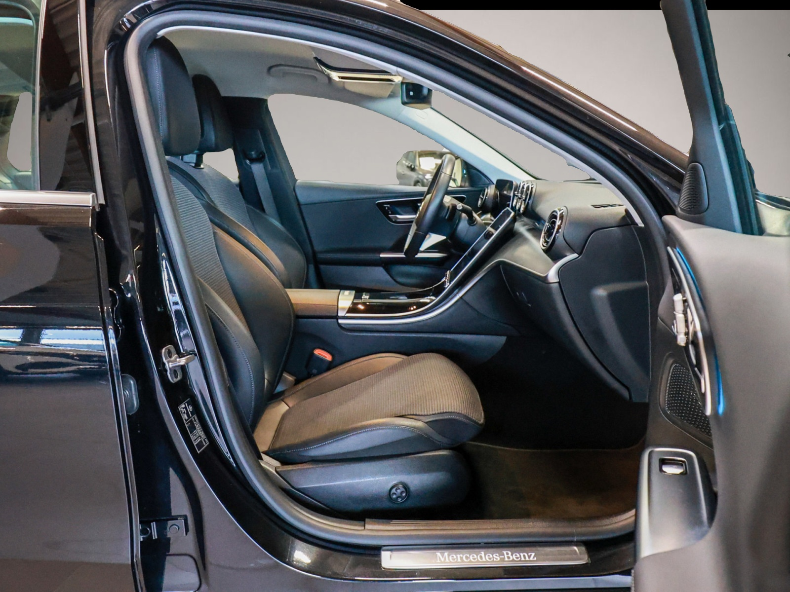 Mercedes-Benz C 200 (12/2023, Diesel)