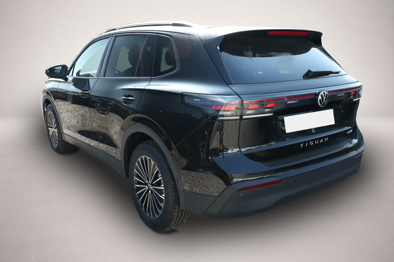 Volkswagen Tiguan (07/2026, Benzin)