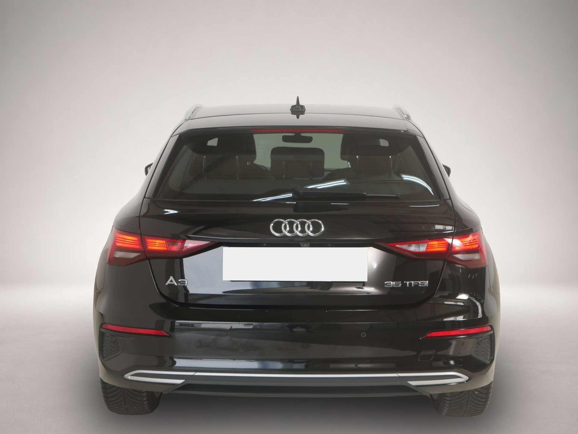 Audi A3 (03/2022, Benzin)