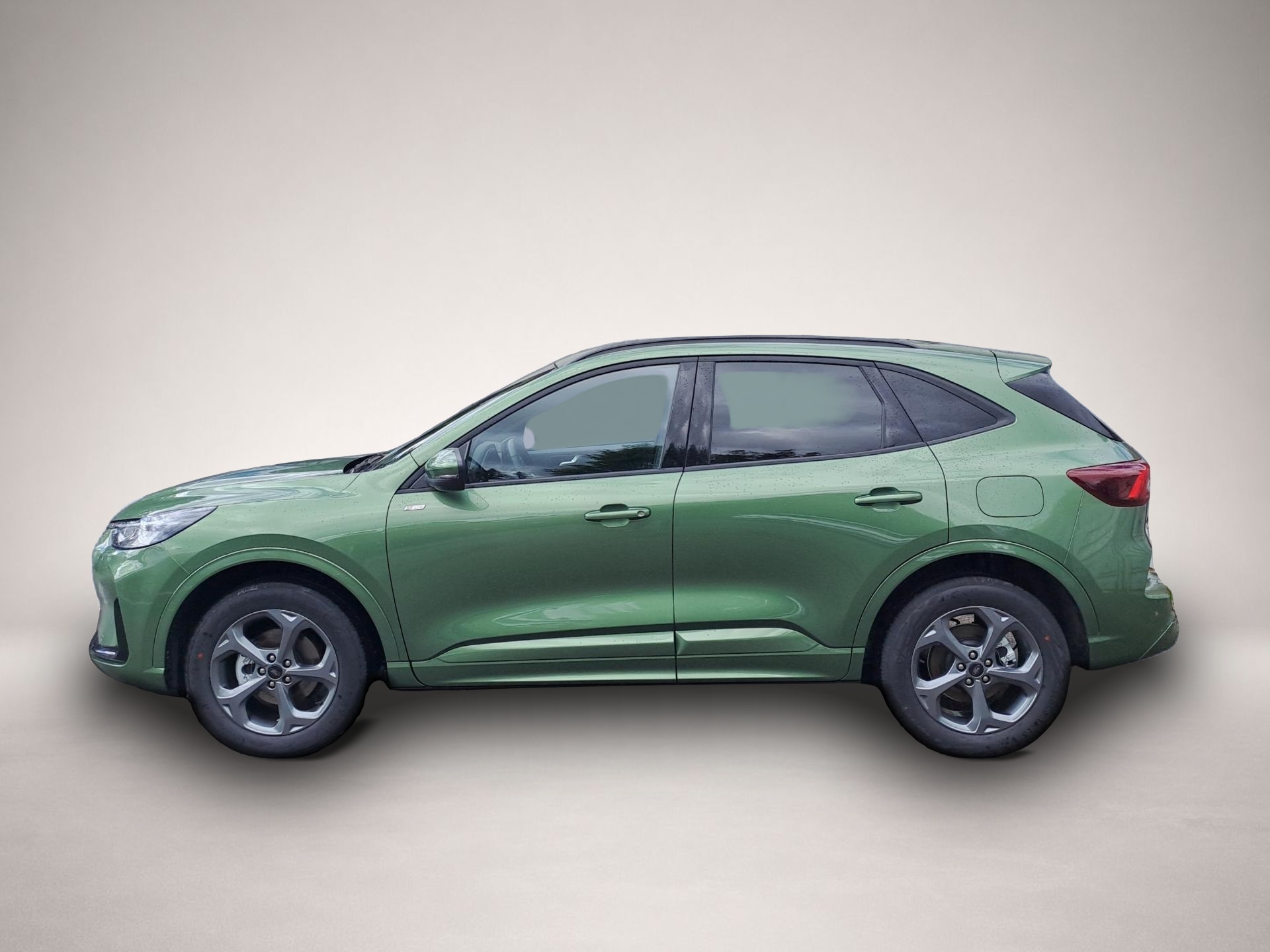 Ford Kuga (04/2026, Benzin)