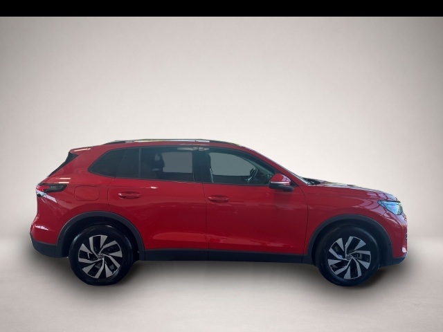 Volkswagen Tiguan (01/2026, Benzin)