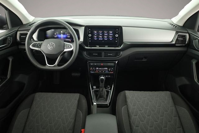 Volkswagen T-Cross (04/2026, Benzin)