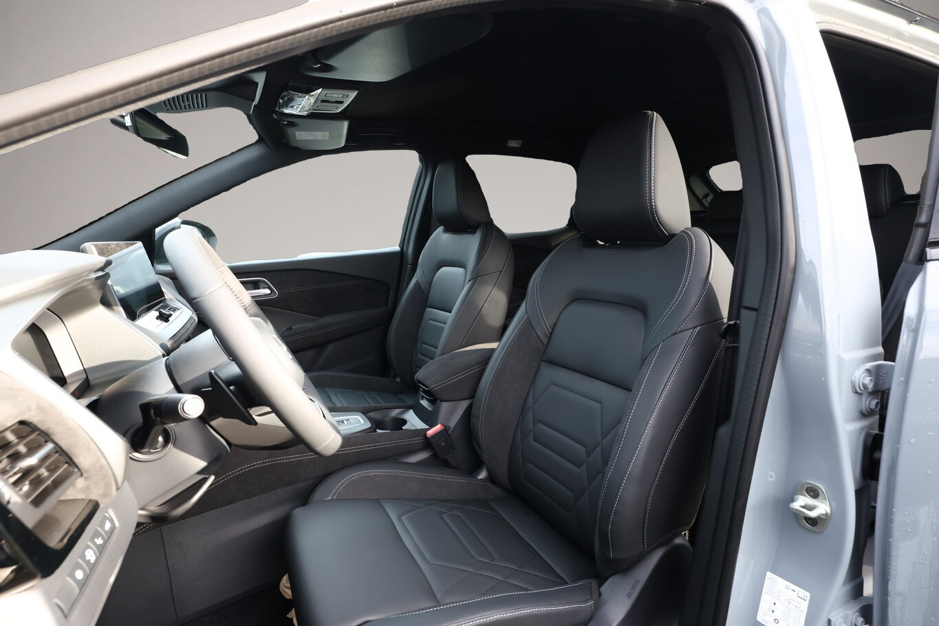 Nissan Qashqai (12/2025, Benzin)