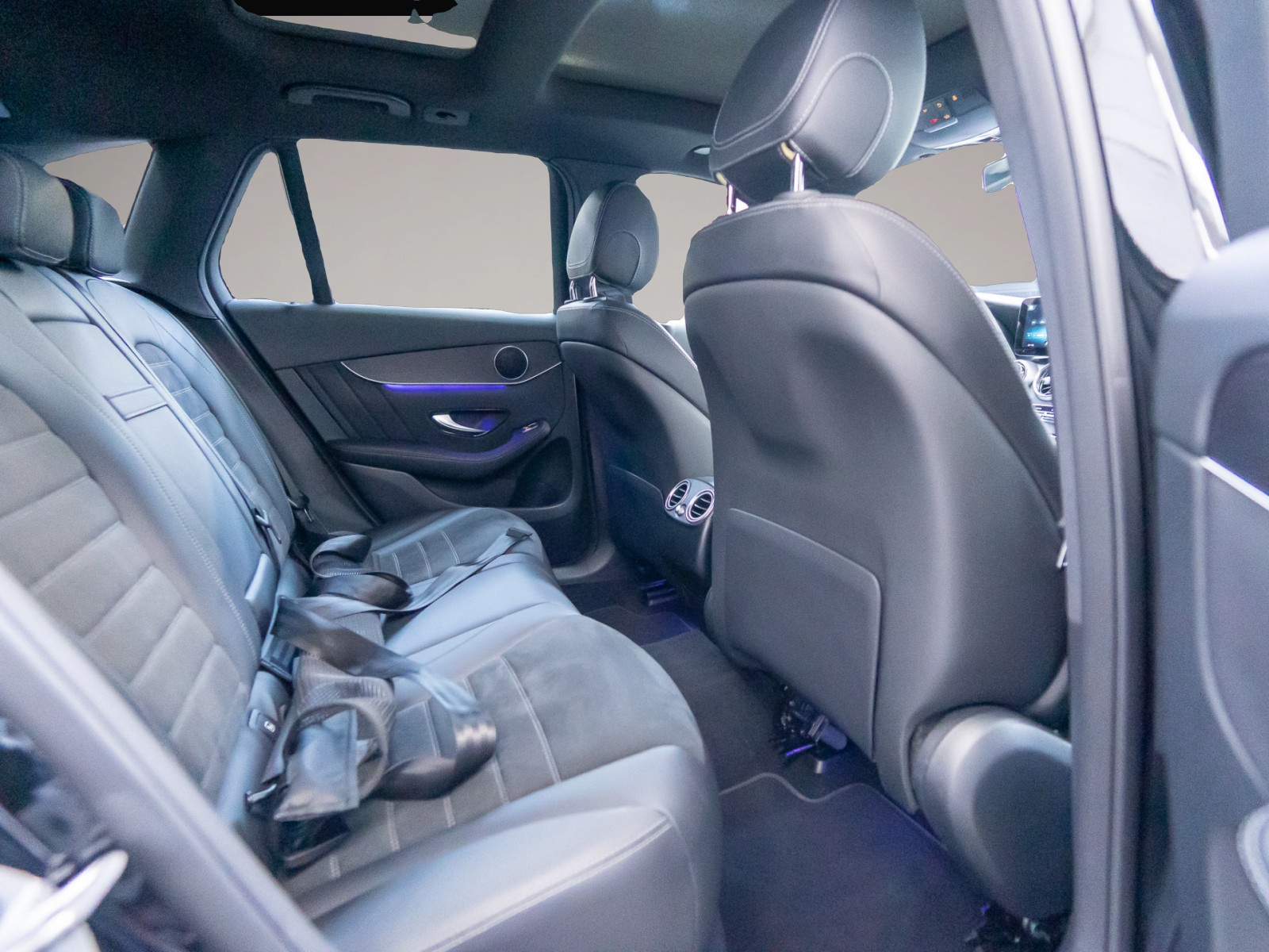 Mercedes-Benz GLC 300 (02/2022, Benzin)