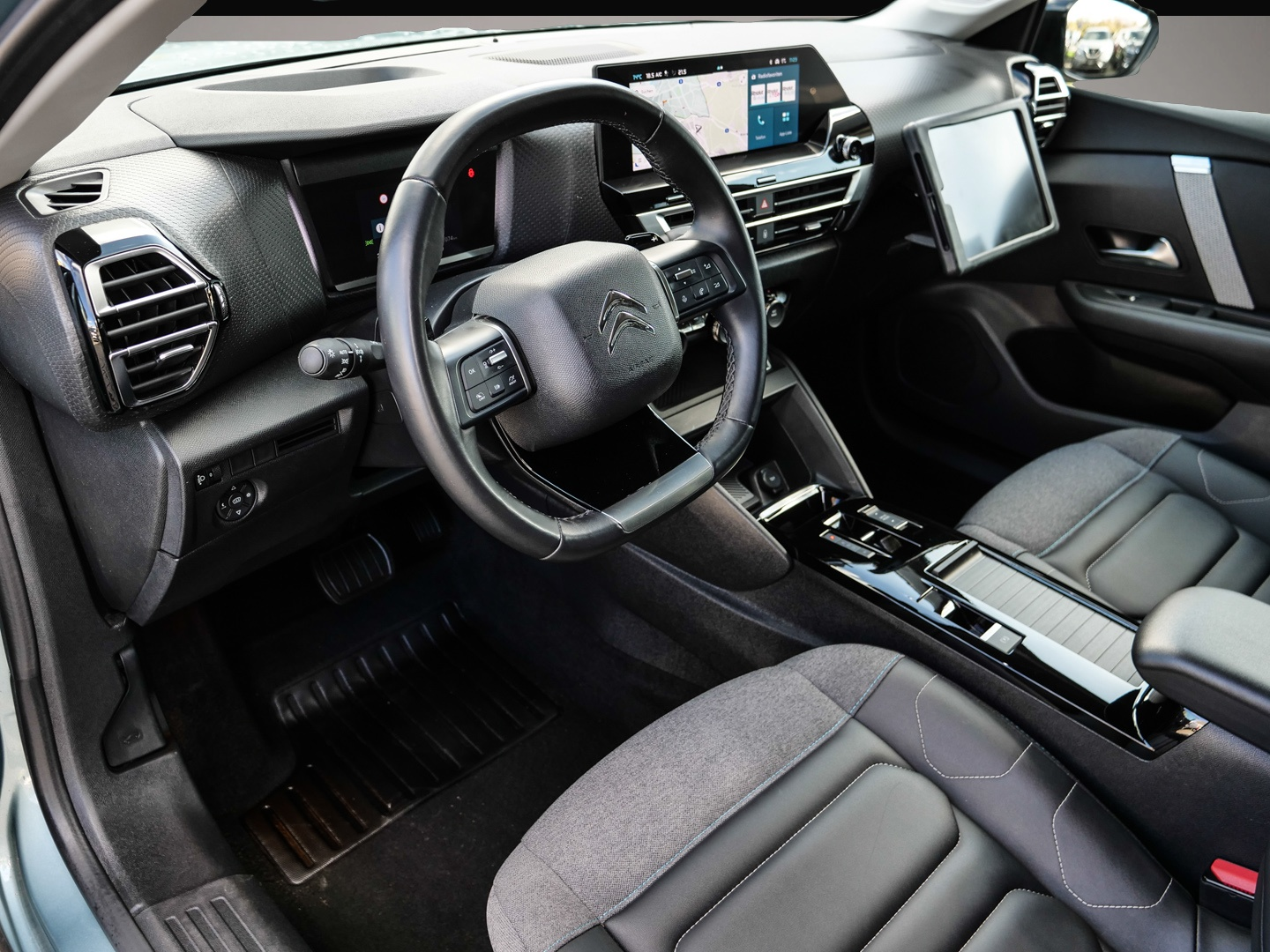 Citroen C4 (10/2023, Benzin)