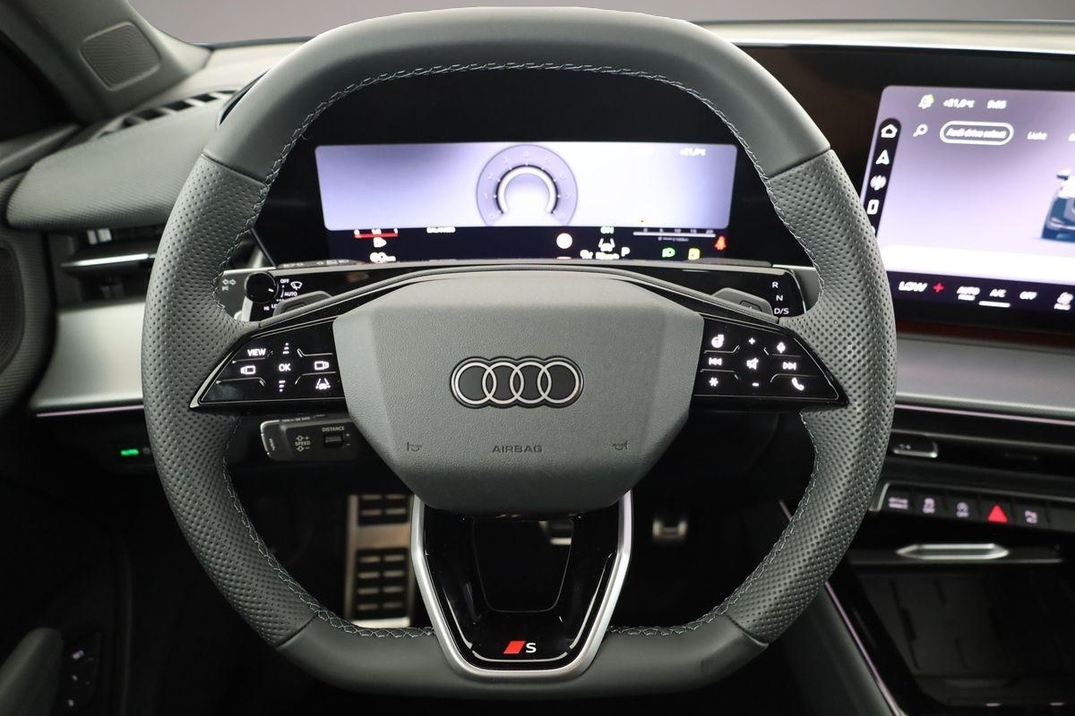 Audi quattro (06/2026, Benzin)