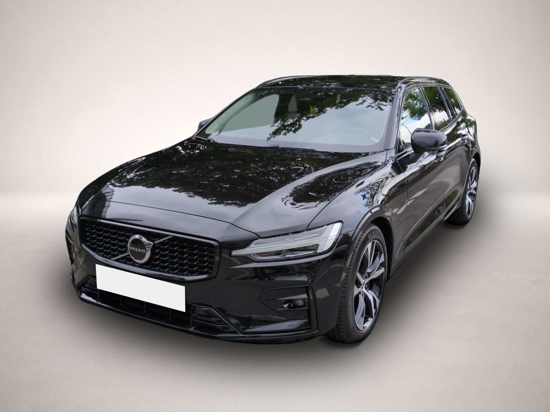 Volvo V60 (04/2024, Benzin)