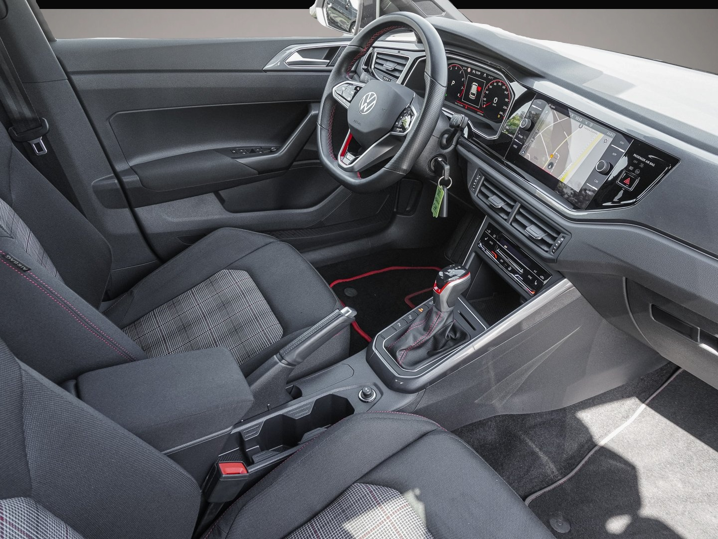 Volkswagen Polo (06/2022, )