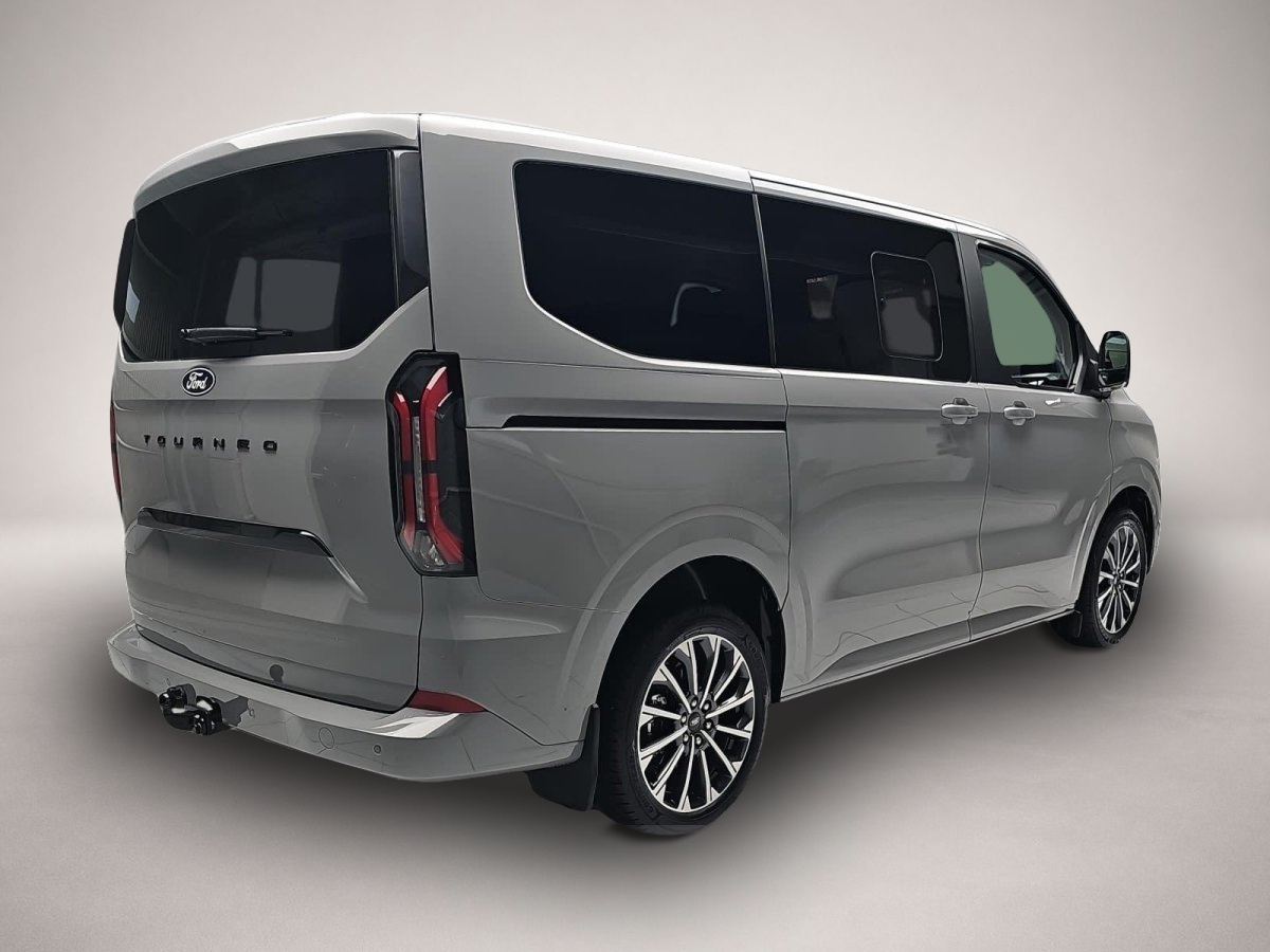 Ford Tourneo Custom (06/2026, Diesel)