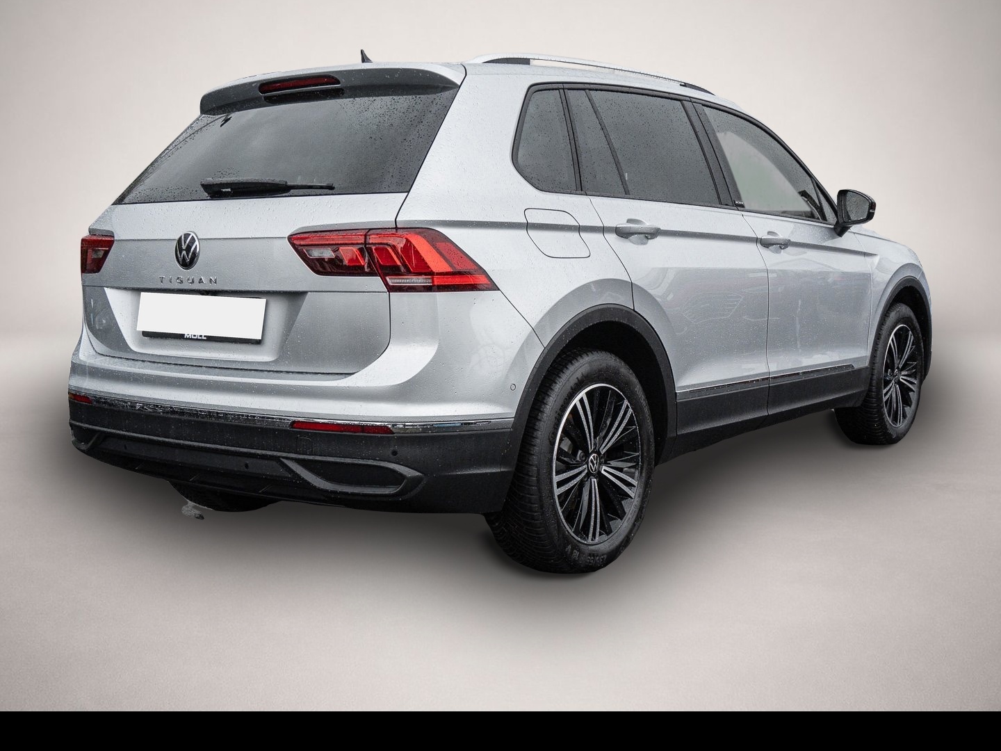 Volkswagen Tiguan (01/2023, Benzin)