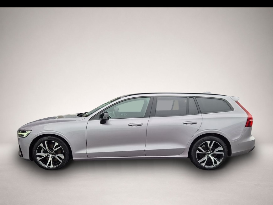 Volvo V60 (09/2025, Benzin)