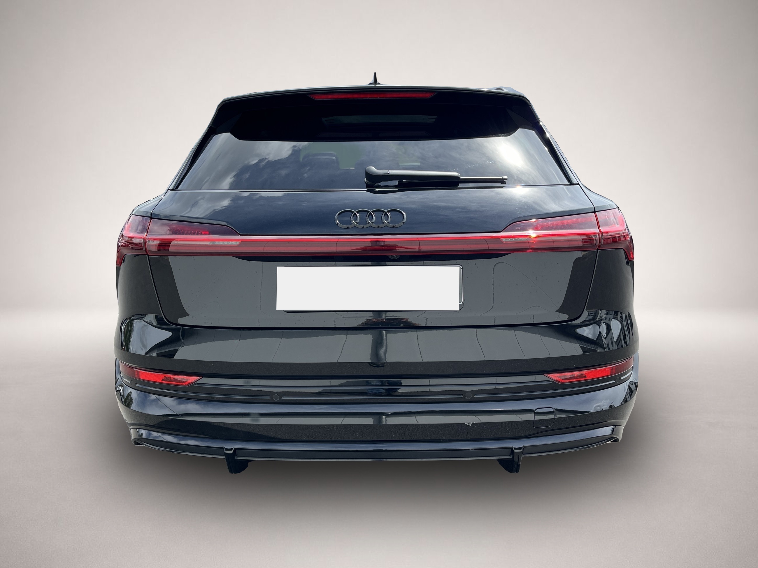 Audi quattro (10/2022, ELECTRIC)