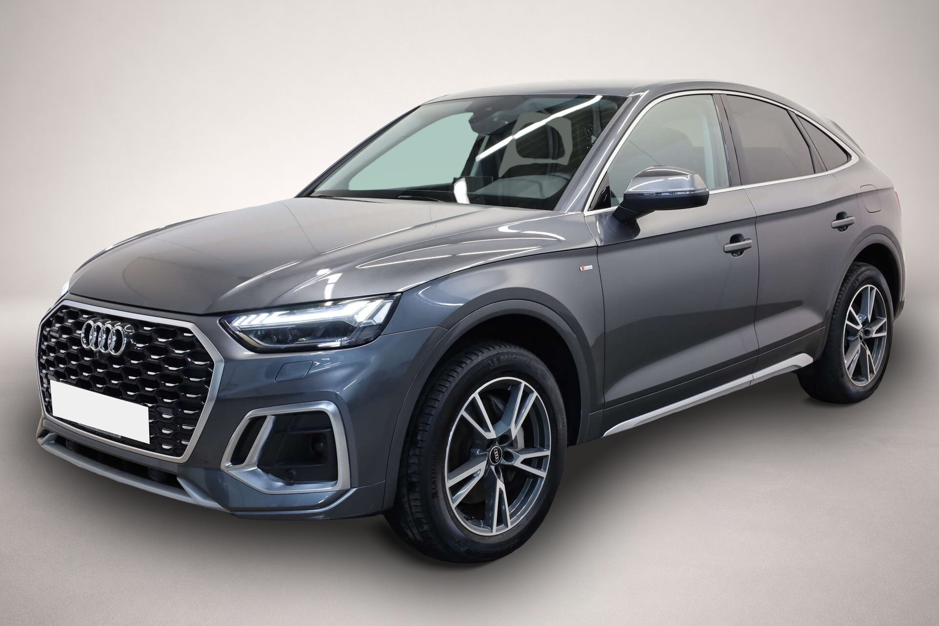 Audi Q5 (12/2022, Hybrid (Benzin/Elektro))