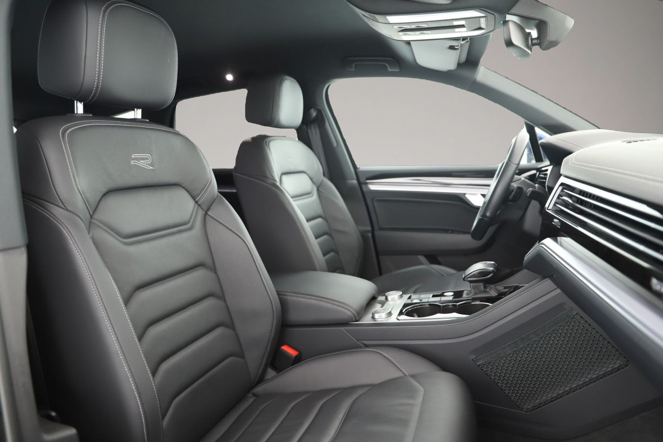 Volkswagen Touareg (06/2023, )