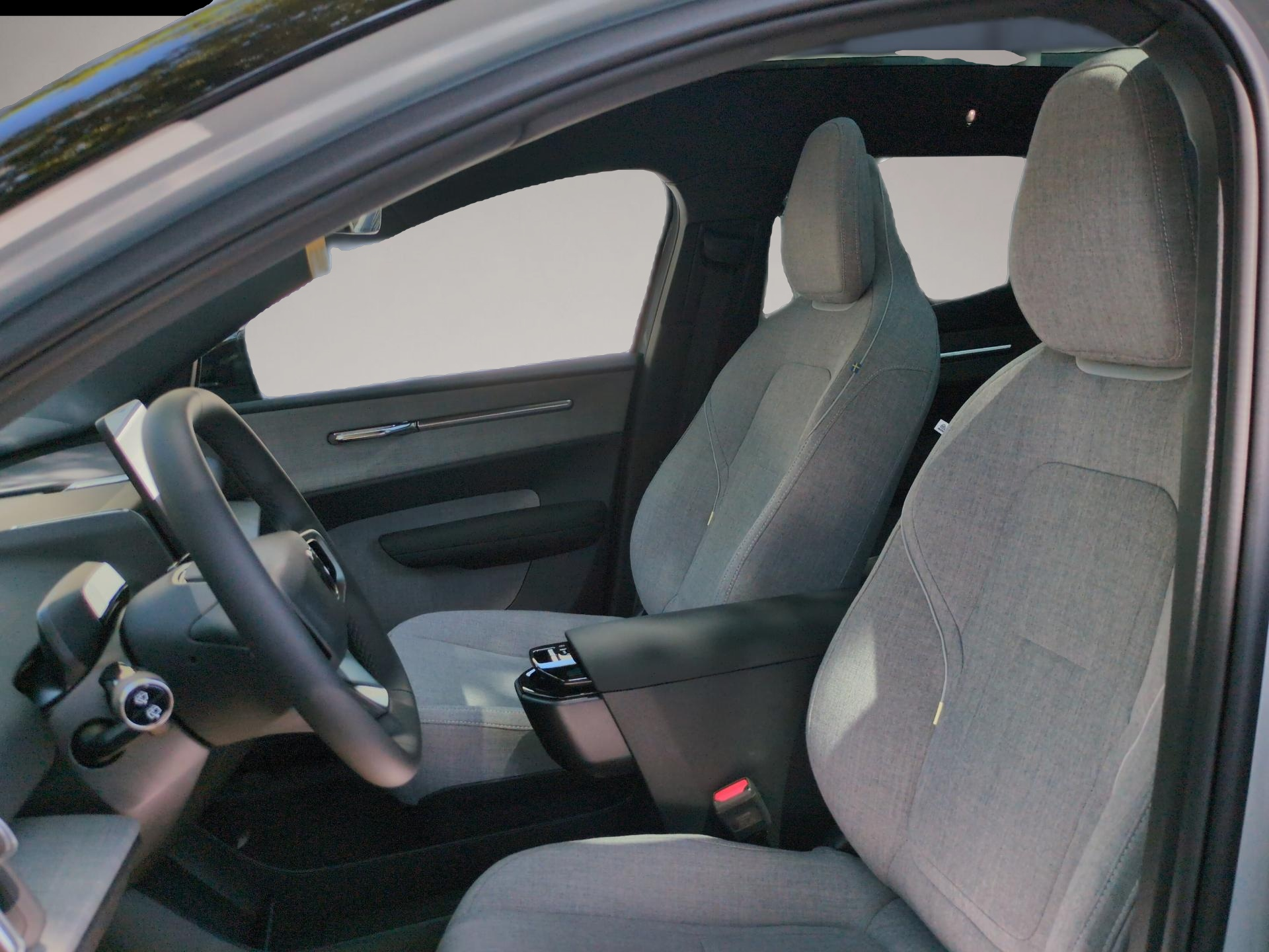 Volvo EX30 (11/2025, ELECTRIC)