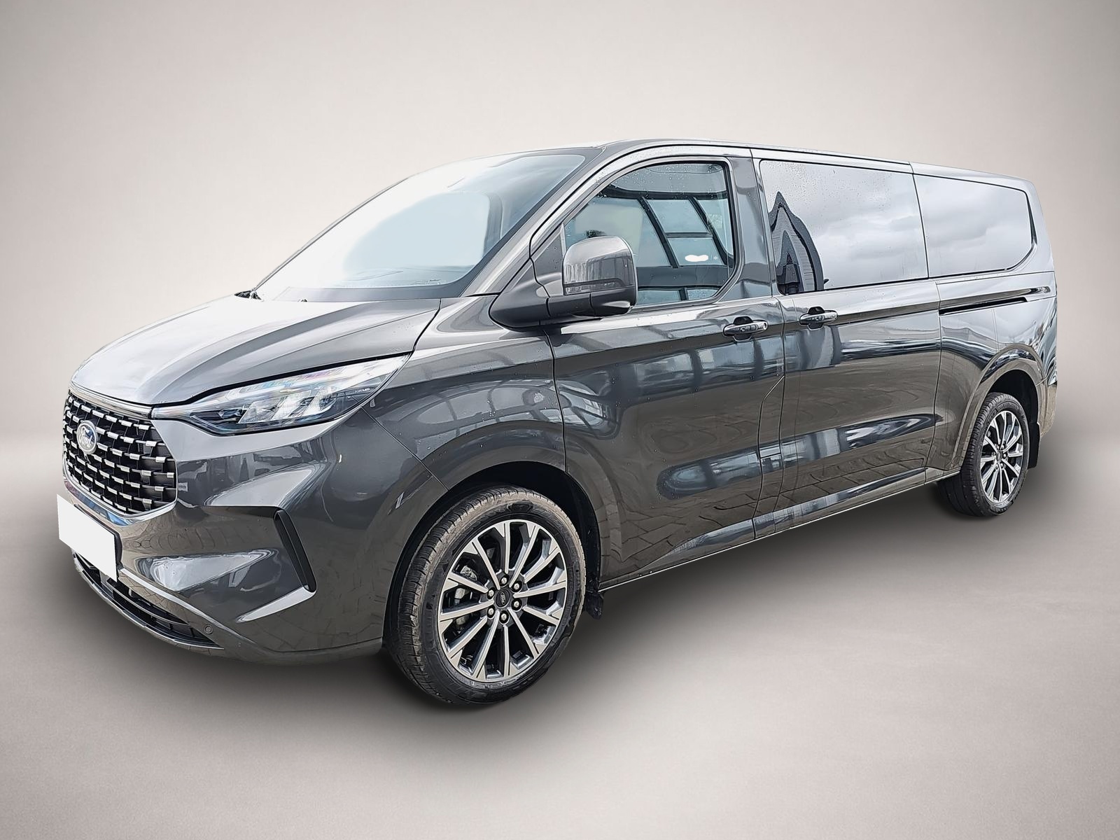 Ford Tourneo Custom (02/2026, Diesel)
