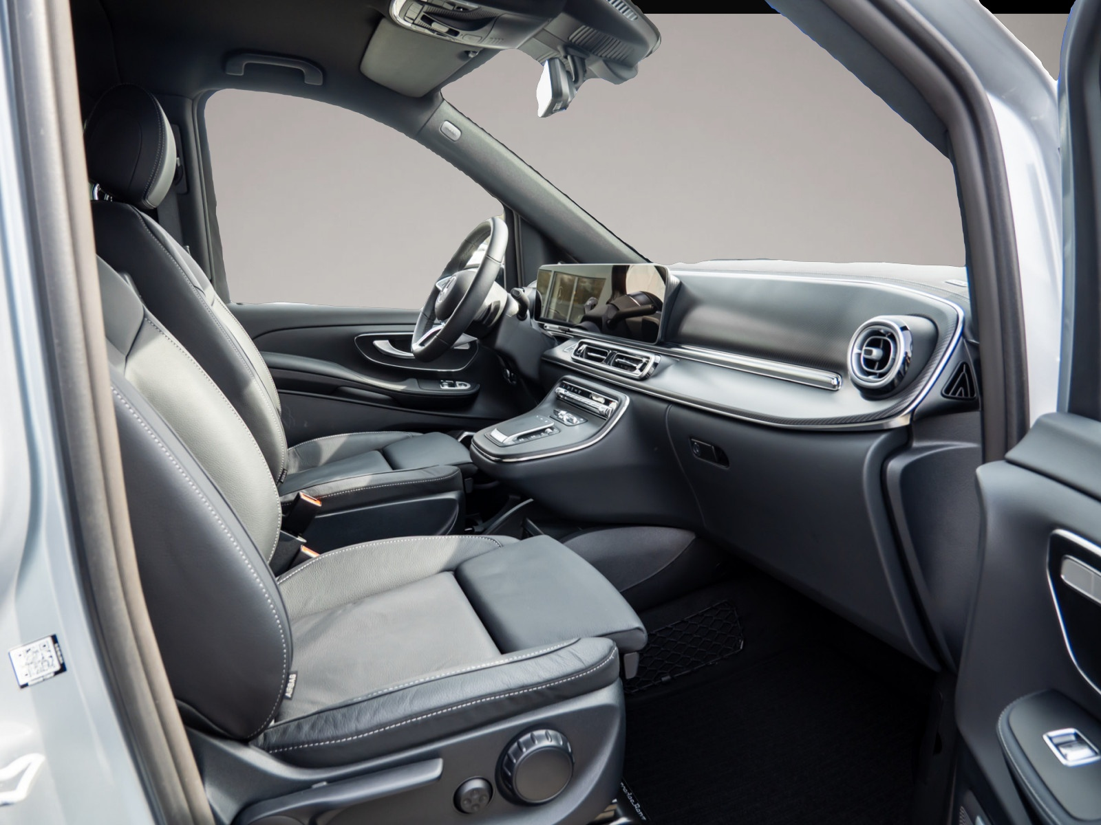 Mercedes-Benz V 300 (07/2025, Diesel)