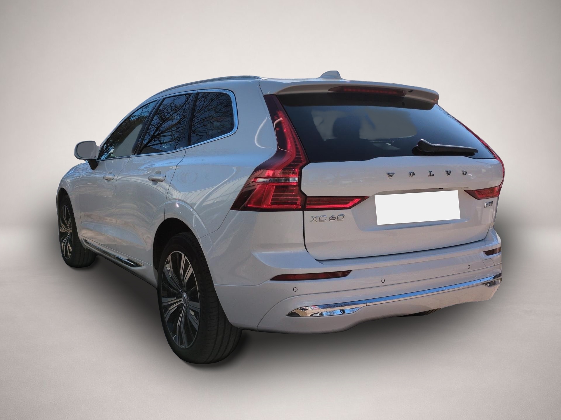 Volvo XC60 (02/2023, Benzin)