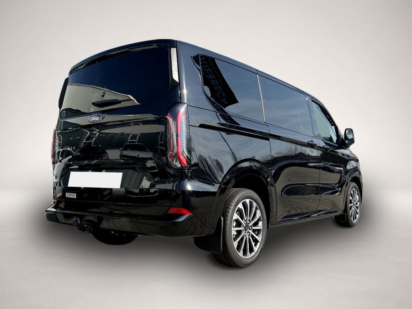 Ford Tourneo Custom (10/2025, Diesel)