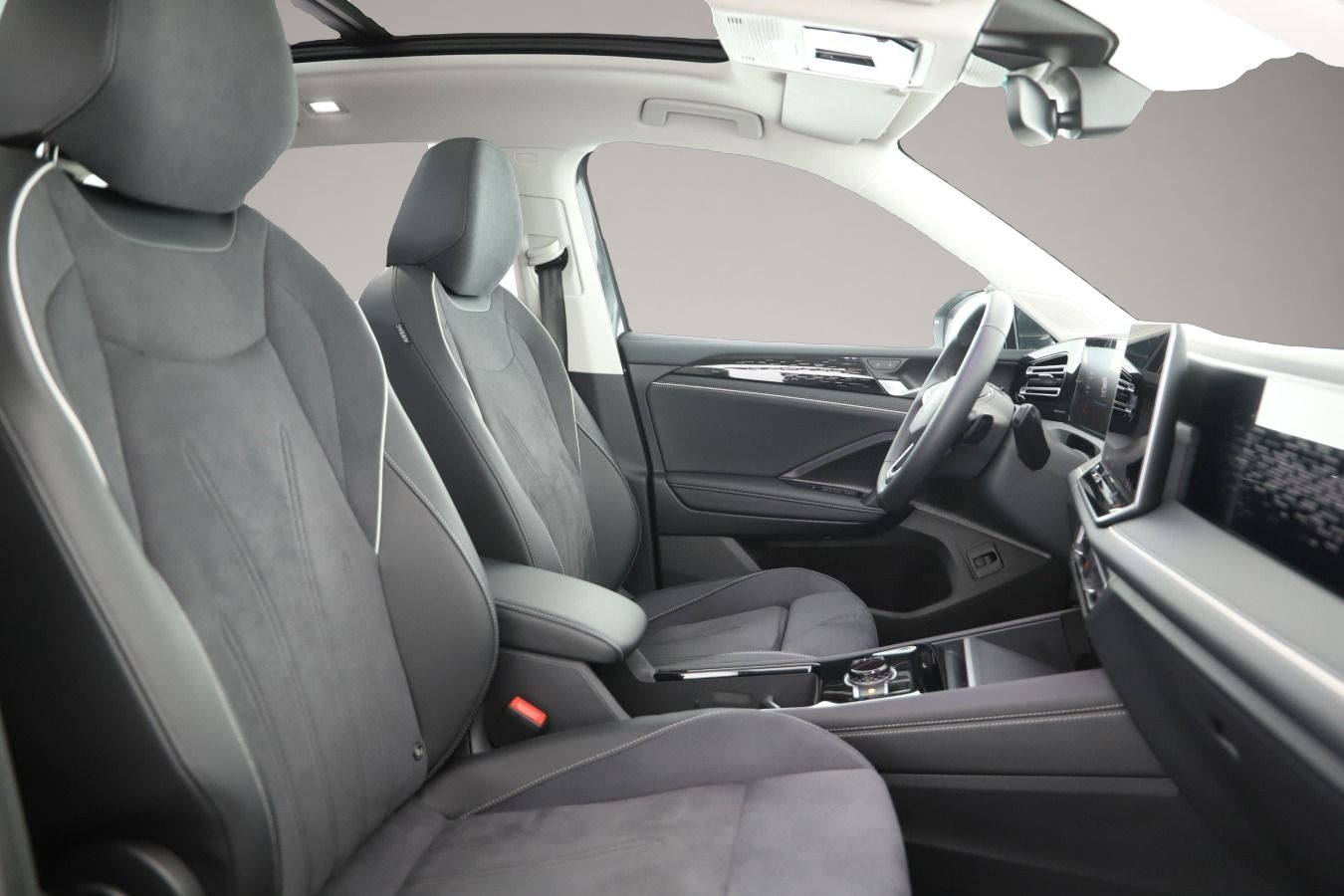 Volkswagen Tiguan (08/2025, )