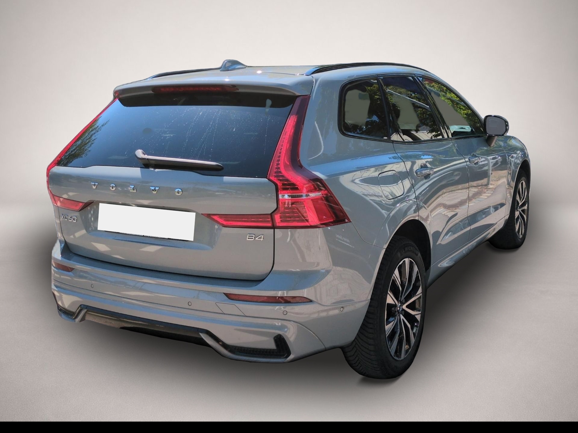 Volvo XC60 (07/2024, Benzin)