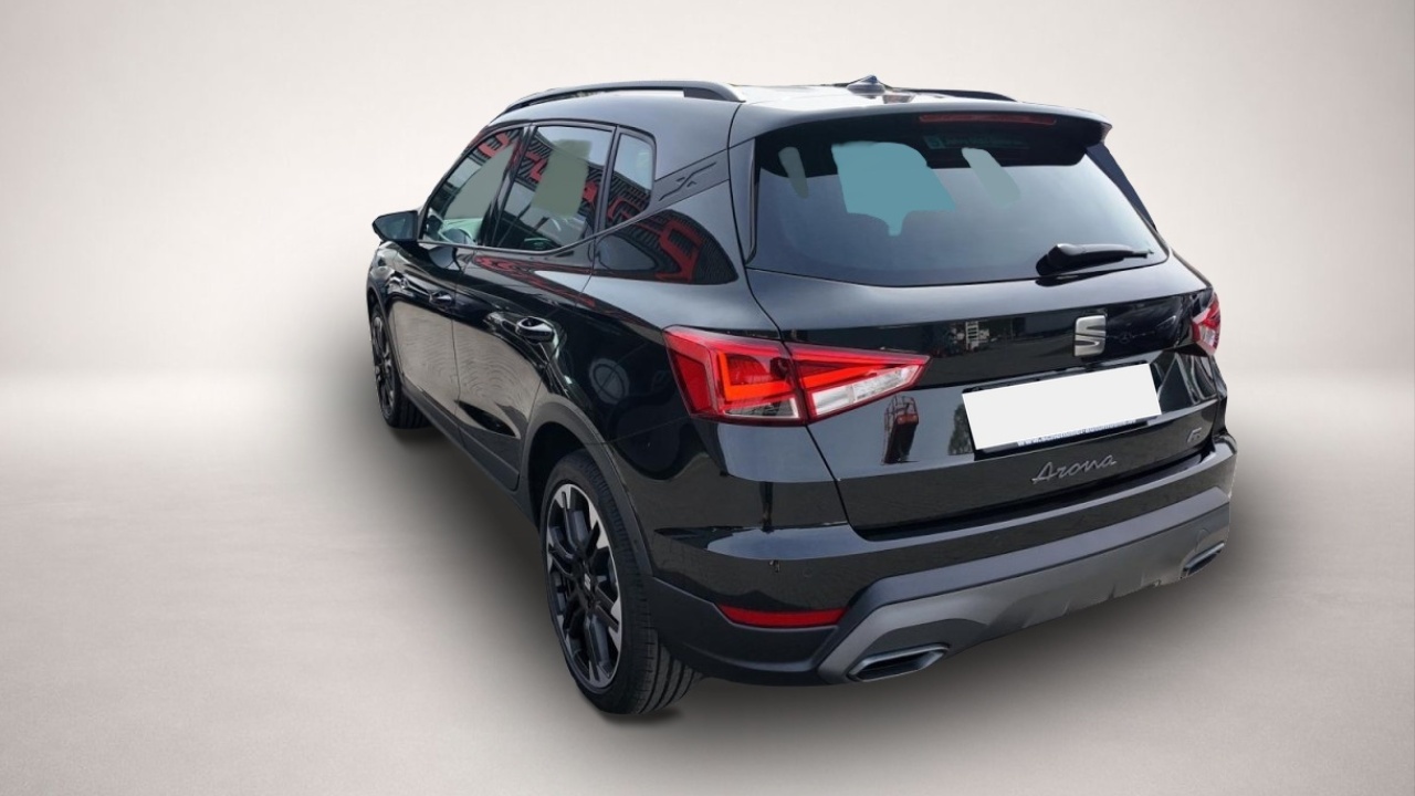 Seat Arona (03/2026, Benzin)