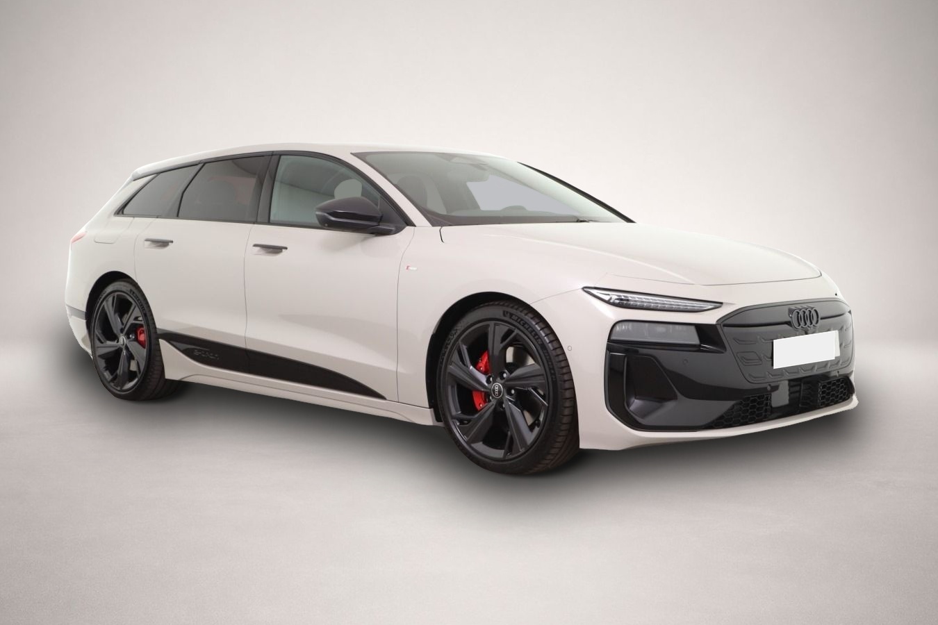 Audi e-tron (06/2026, ELECTRIC)