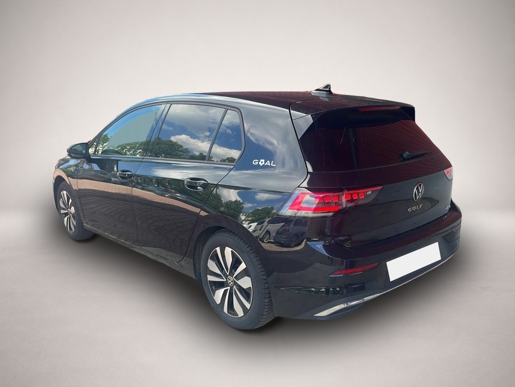 Volkswagen Golf (08/2025, Benzin)