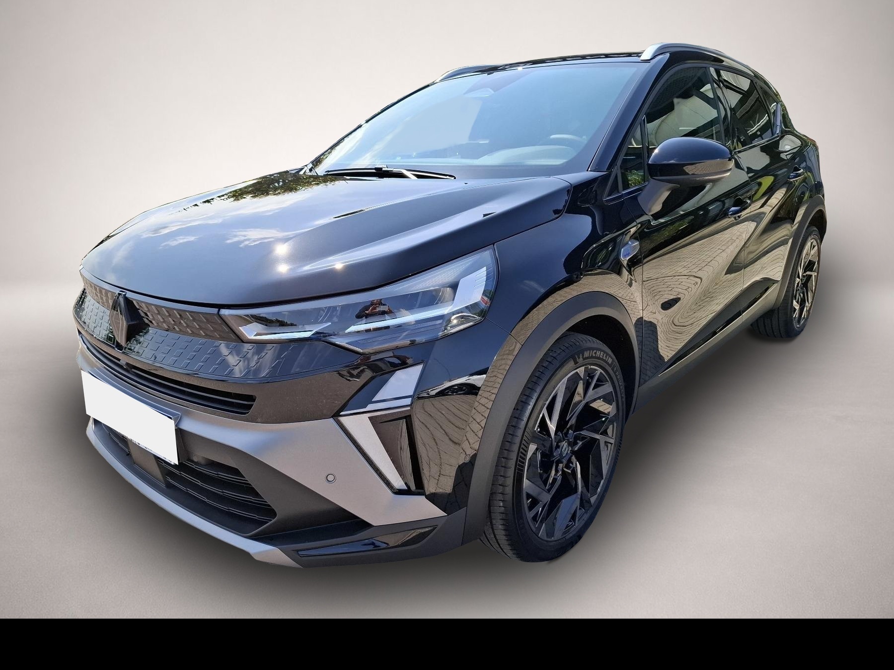Renault Captur (04/2025, Benzin)