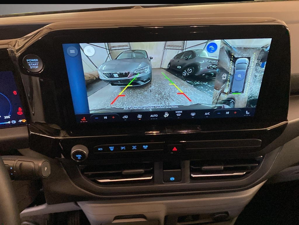 Ford Tourneo Custom (07/2025, Diesel)