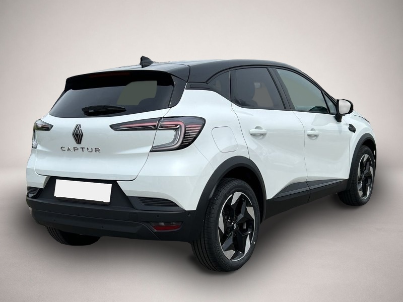 Renault Captur (10/2025, Benzin)