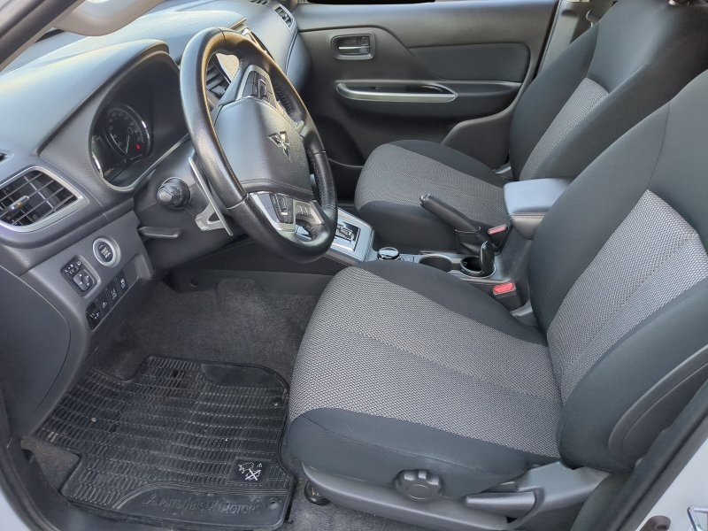 Mitsubishi L200 (01/2022, Diesel)
