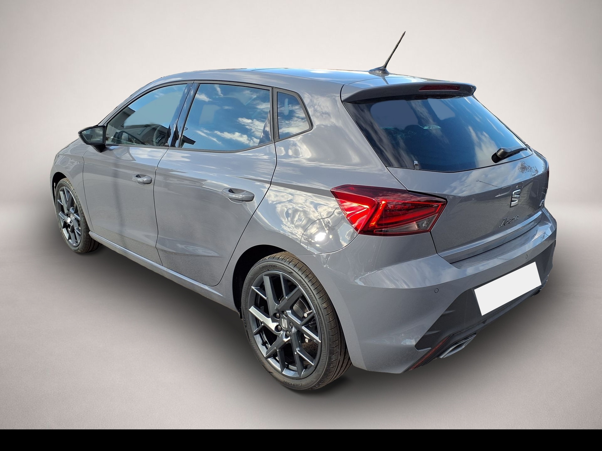 SEAT Ibiza, image 2 of 5
