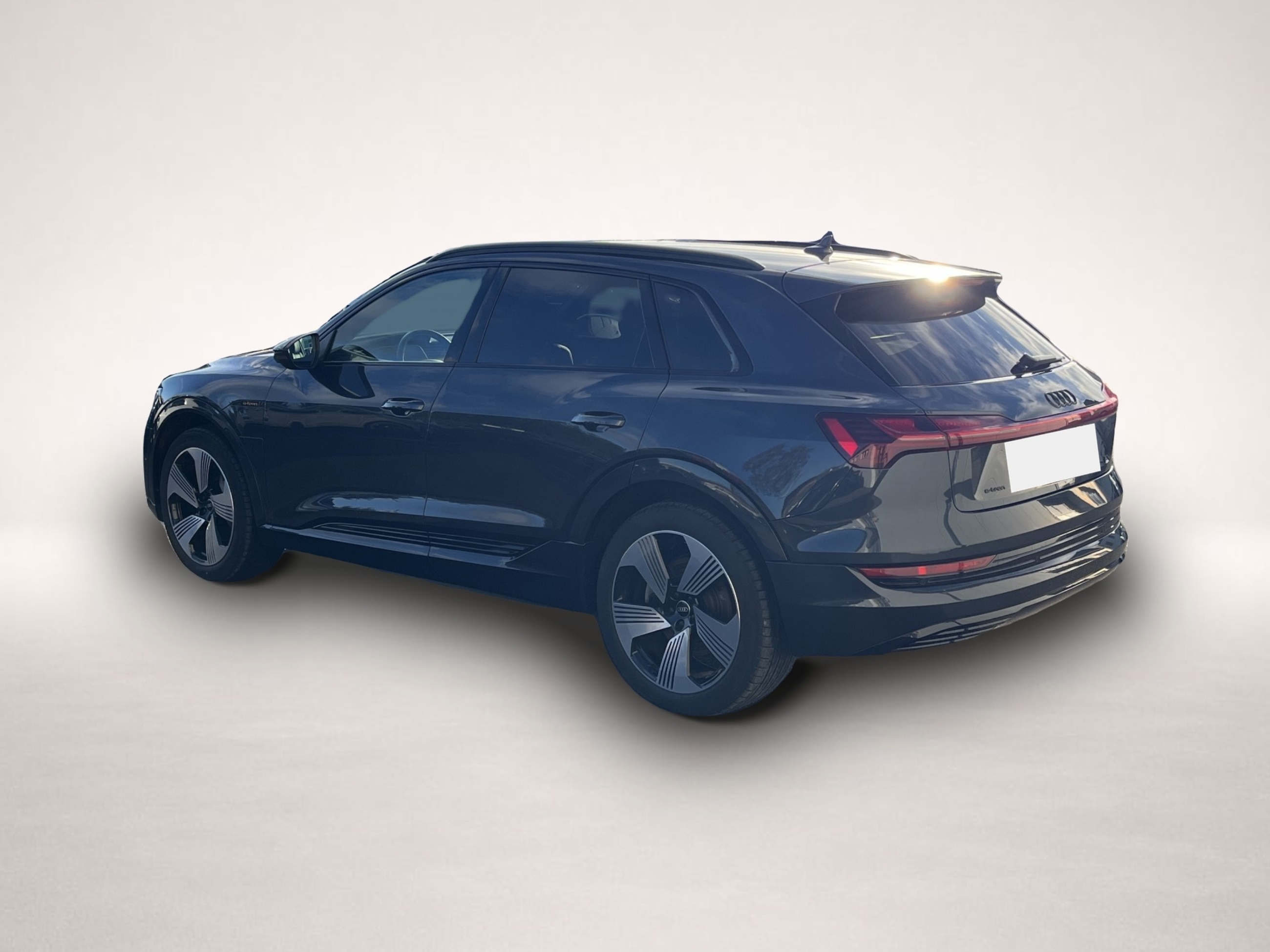 Audi e-tron (03/2022, ELECTRIC)