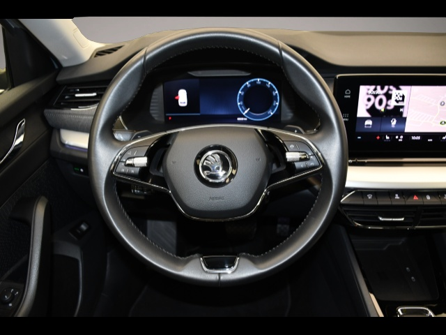 Skoda Octavia (02/2024, Benzin)