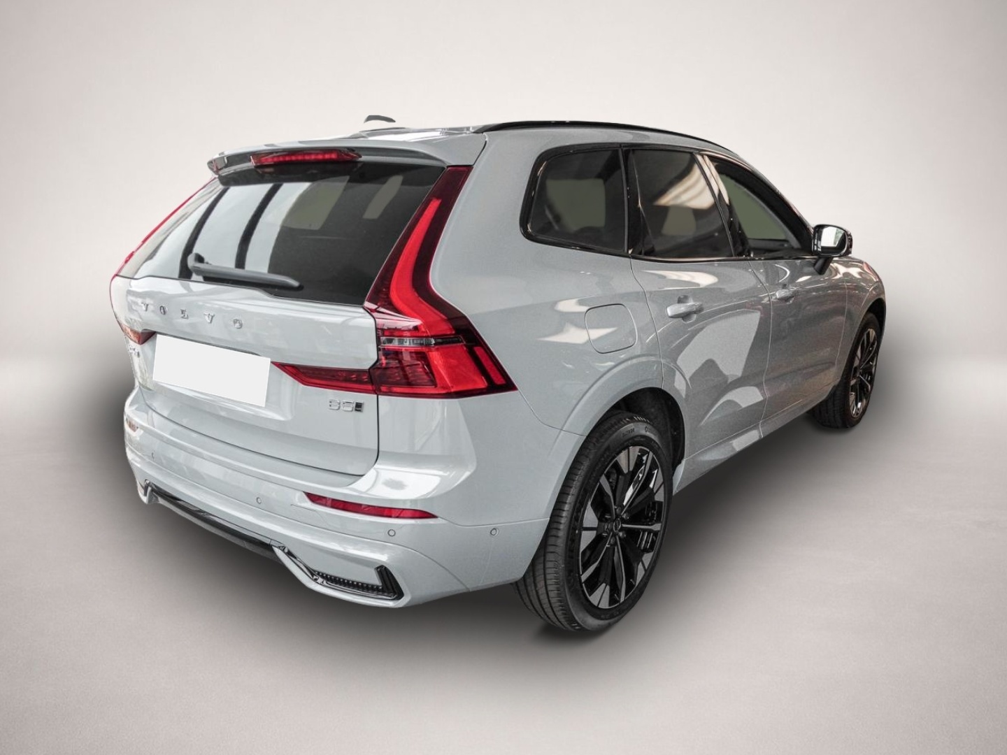 Volvo XC60 (06/2025, Benzin)