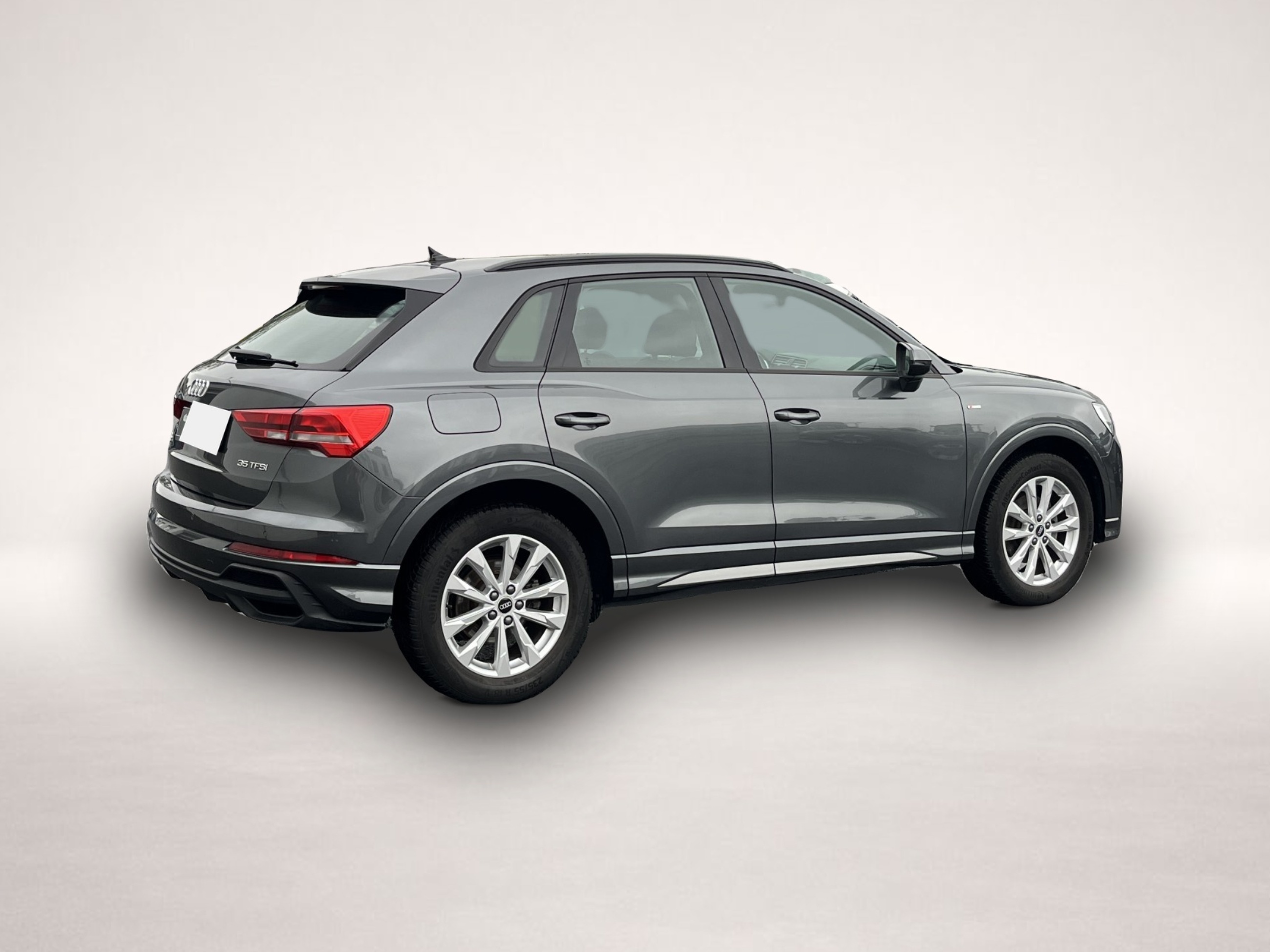 Audi Q3 (03/2023, Benzin)