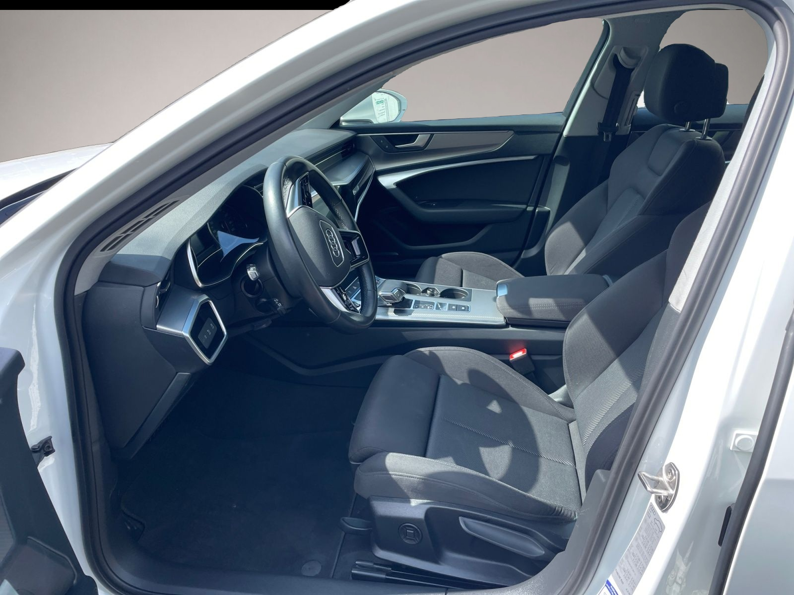 Audi A6 (02/2022, Diesel)