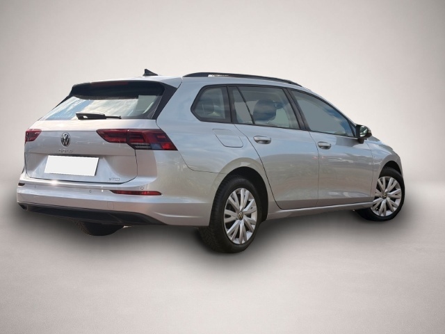 Volkswagen Golf (08/2023, Benzin)