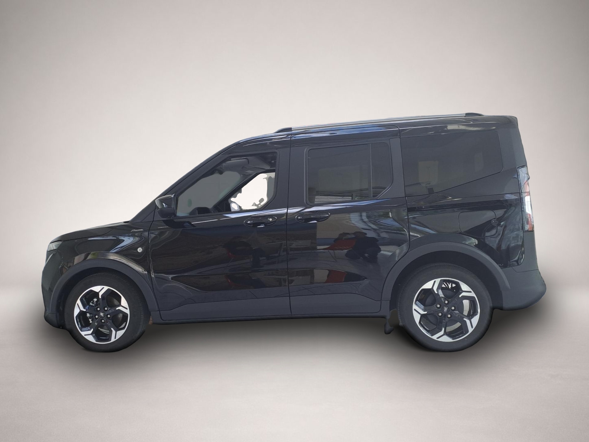 Ford Tourneo Courier (05/2025, Benzin)