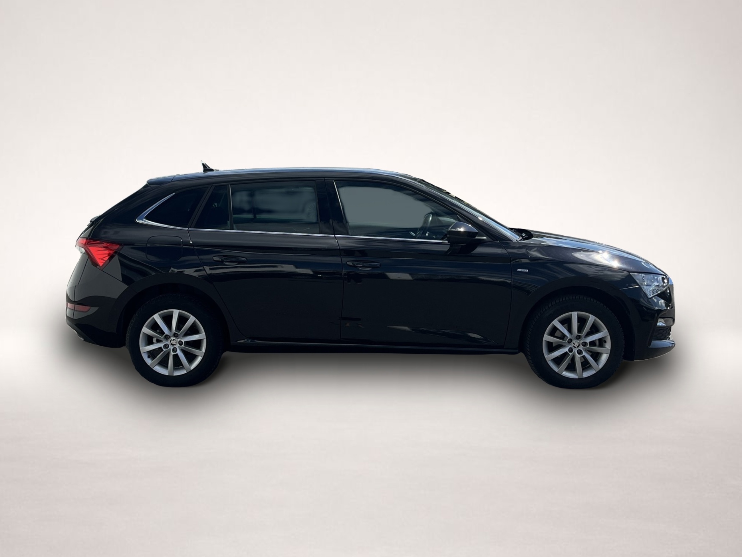 Skoda Scala (06/2022, Benzin)