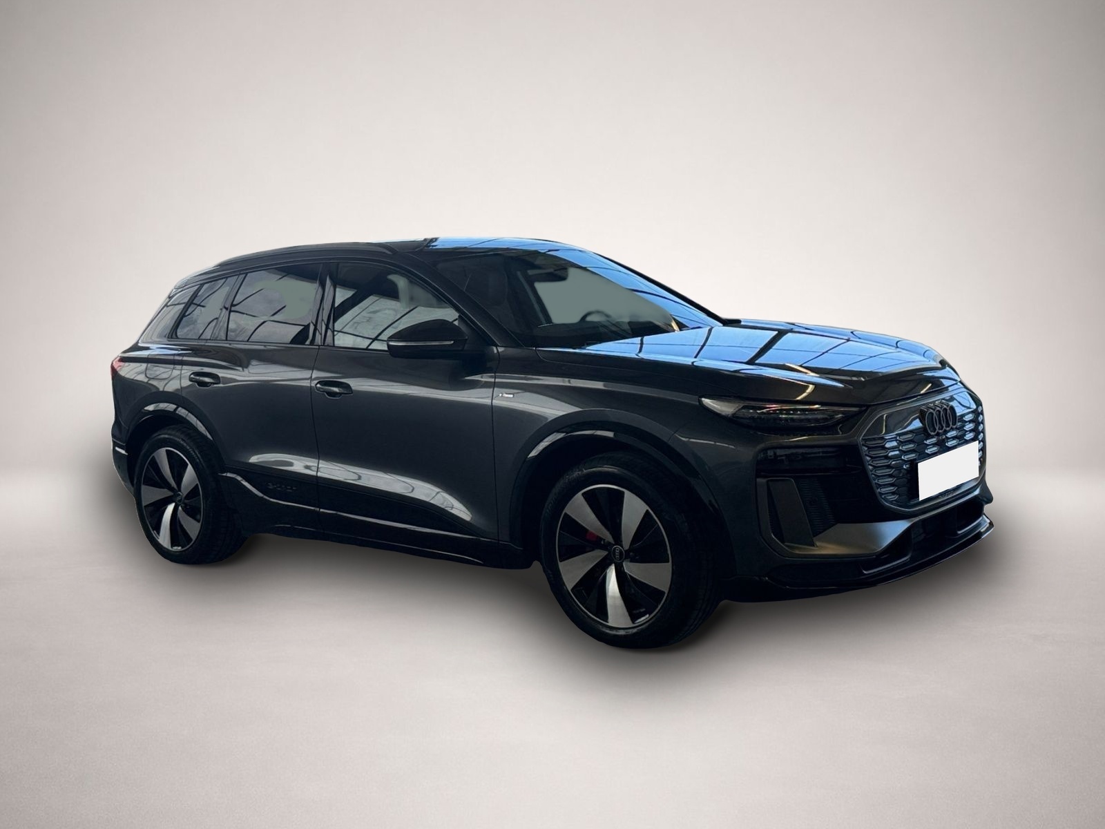 Audi Q6 e-tron (06/2025, ELECTRIC)