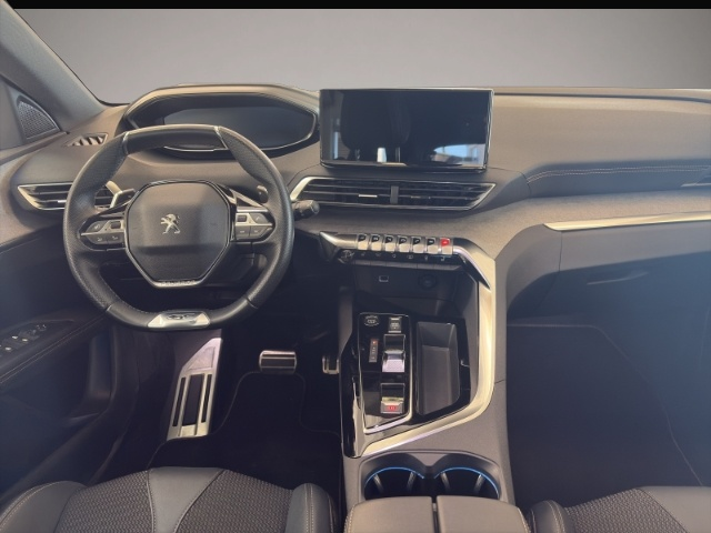 Peugeot 3008 (02/2024, Benzin)