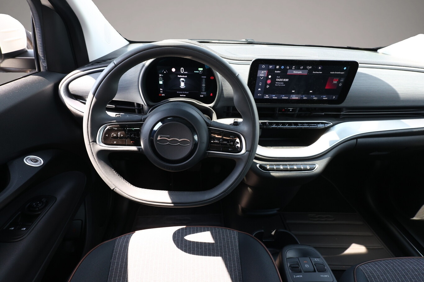 Fiat 500e (07/2021, ELECTRIC)